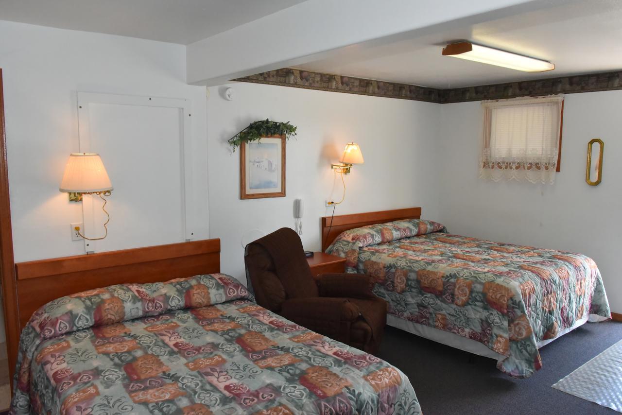 Royals Inn Motel Malta Eksteriør bilde
